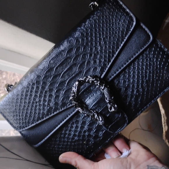 Purse - Picture 2 of 3